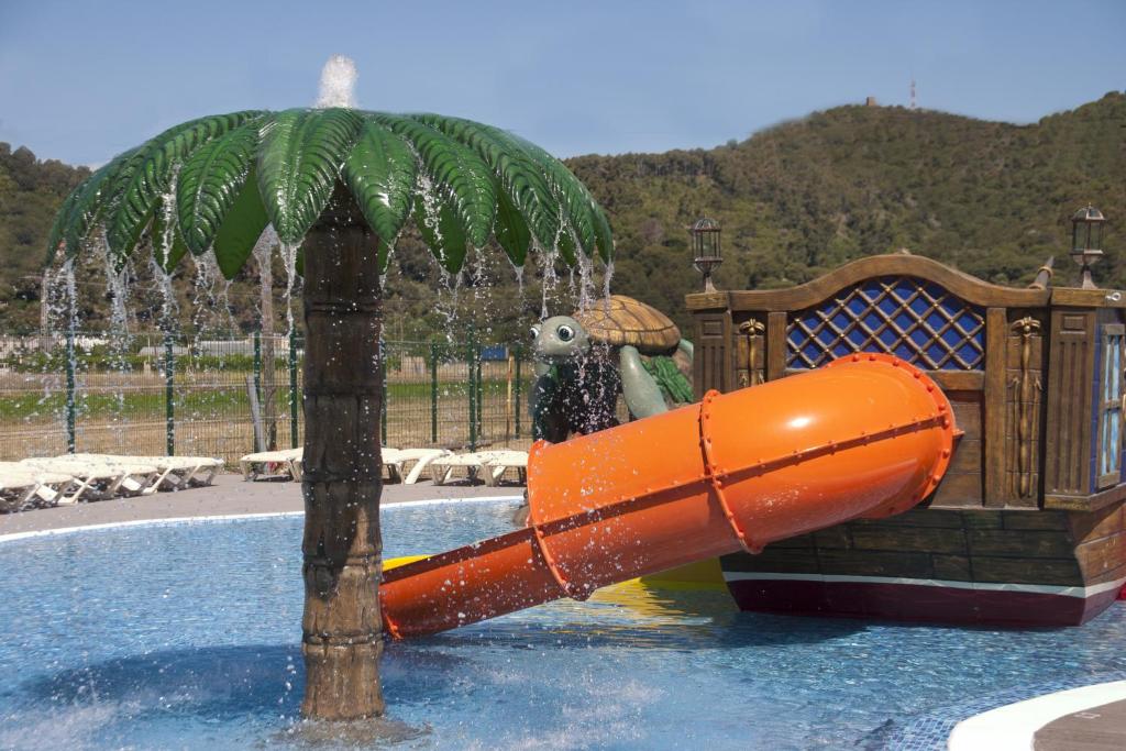 Hotel Europa Splash & Spa, Malgrat de Maras – atnaujintos ...
