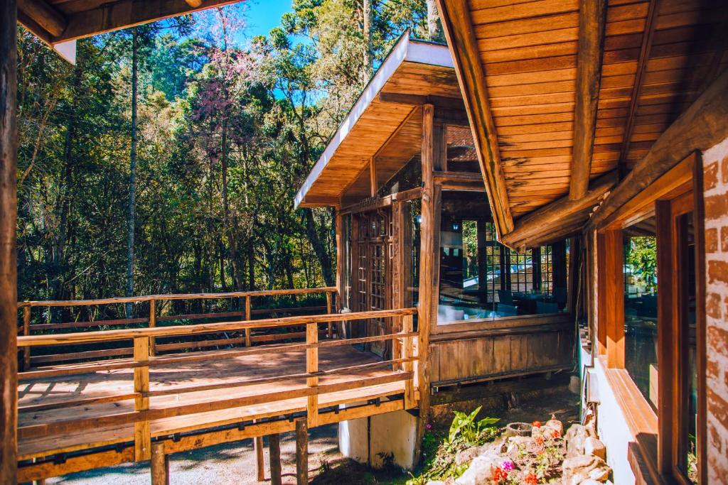 Uma varanda ou terraço em Pousada Villa Serena