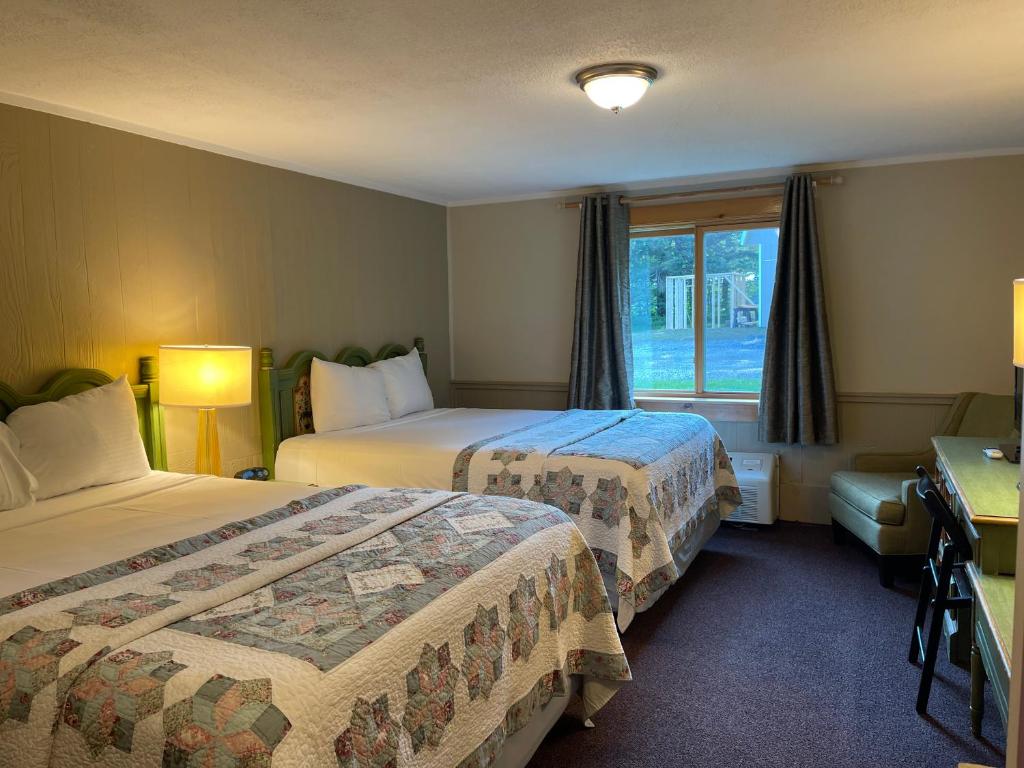 Northern Lights Lodge photo