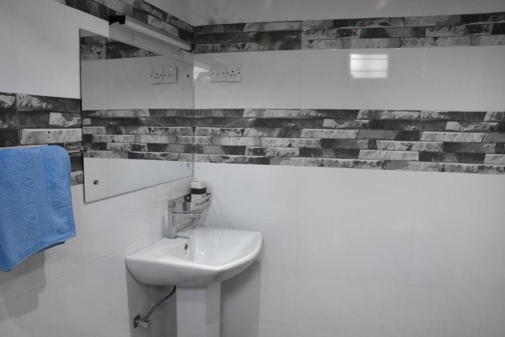 Cozy Homestay Kandy - 18