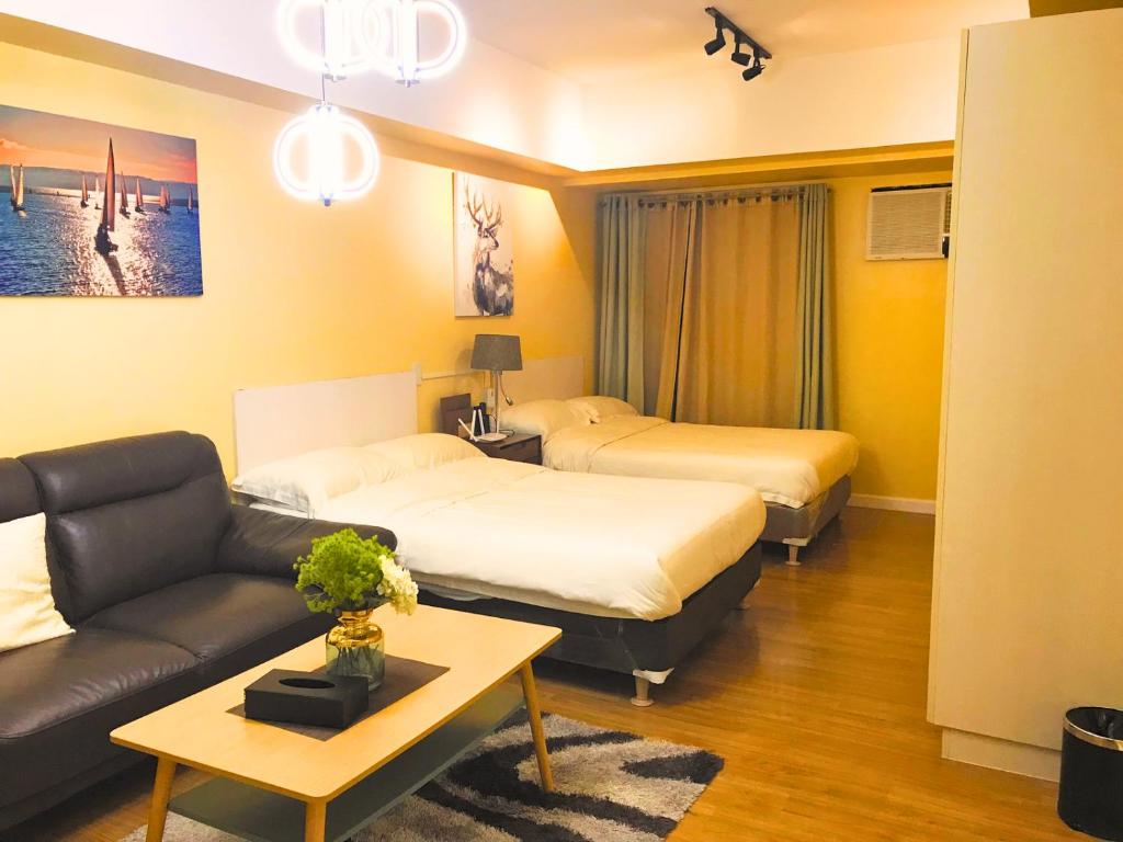 Davao Central Suites - Deluxe Studio