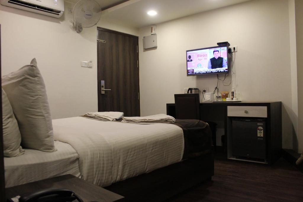 Hotel Royal Inn - Electronic City - Chambre Double Supérieure