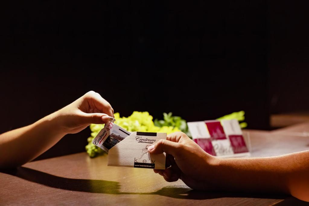 HOTEL CENTRUM with free parking - Resim 16