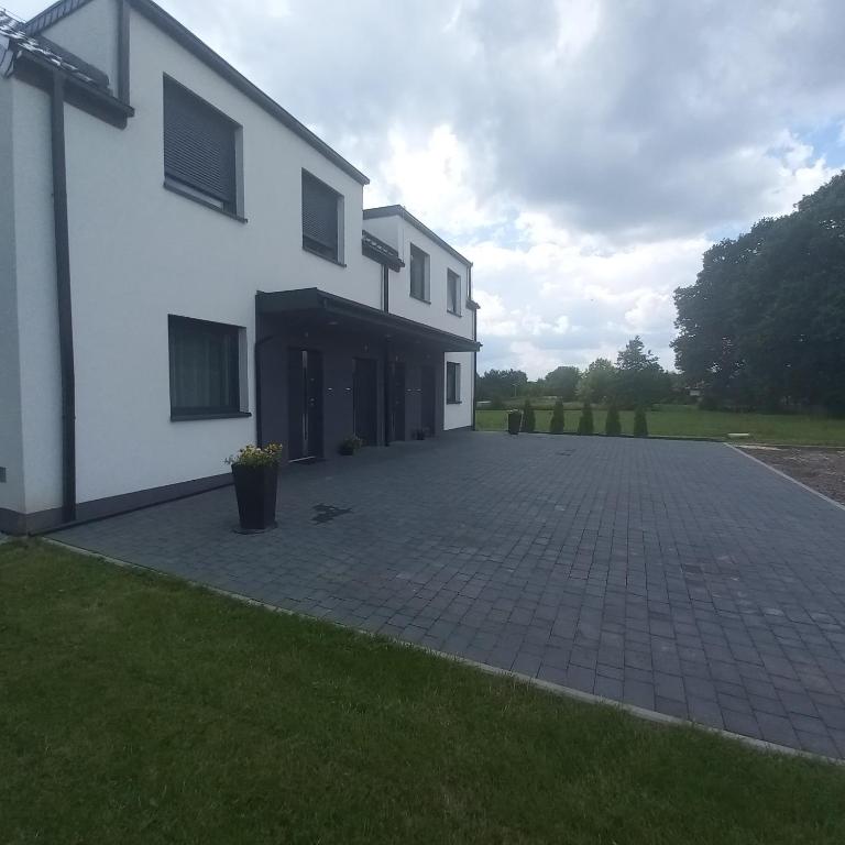 Budova, v ktorej sa apartmán nachádza