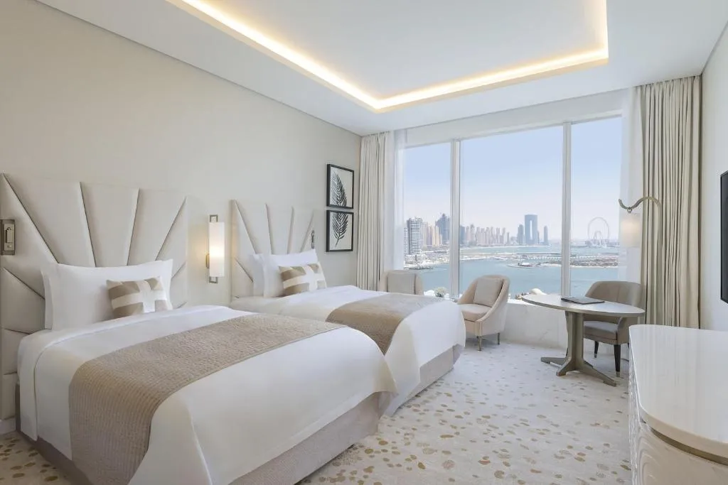 Grand Deluxe Twin Room with Partial Sea View, KYMA beach access, Signature St. Regis Butler Service
