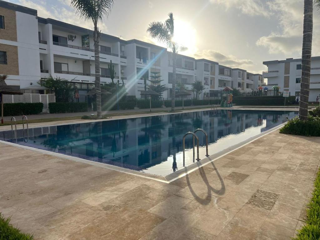 Beautiful 2 bedrooms in a marbella beach with a Pool & 24/7 security