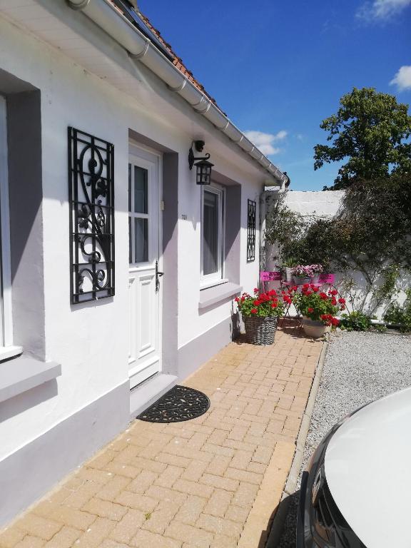 Photo de la galerie de l'établissement La petite maison de Marie, à Licques