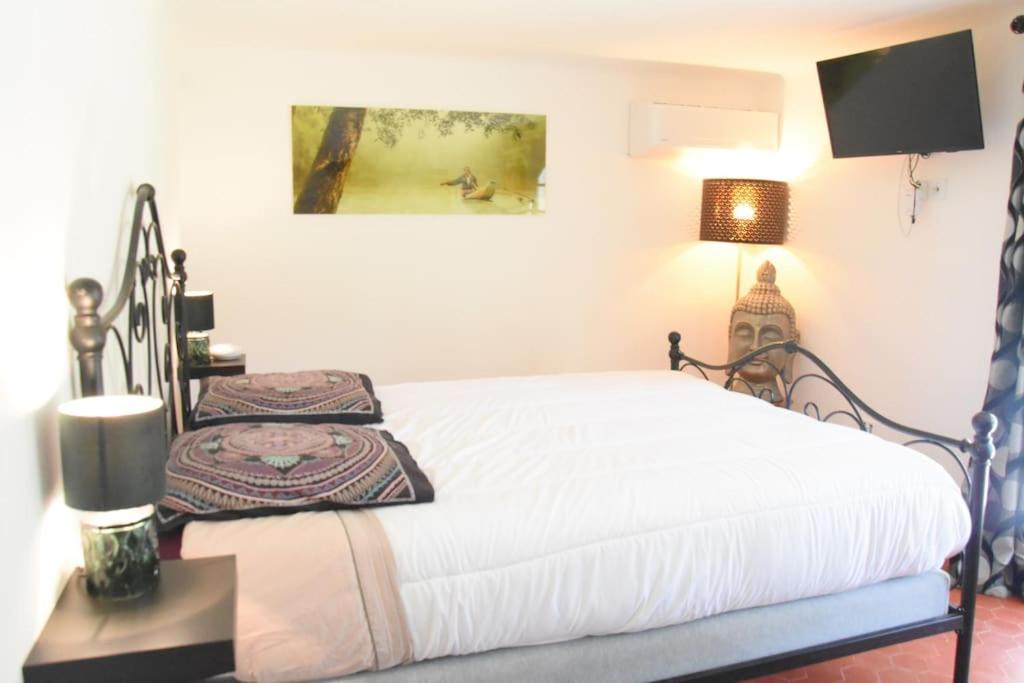 Appartement Logement provençal entier à 15 min des plages , La Valette-du- Var, France . Réservez votre hôtel dès maintenant ! - Booking.com