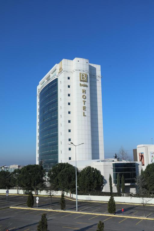 The building in which a szállodákat is located