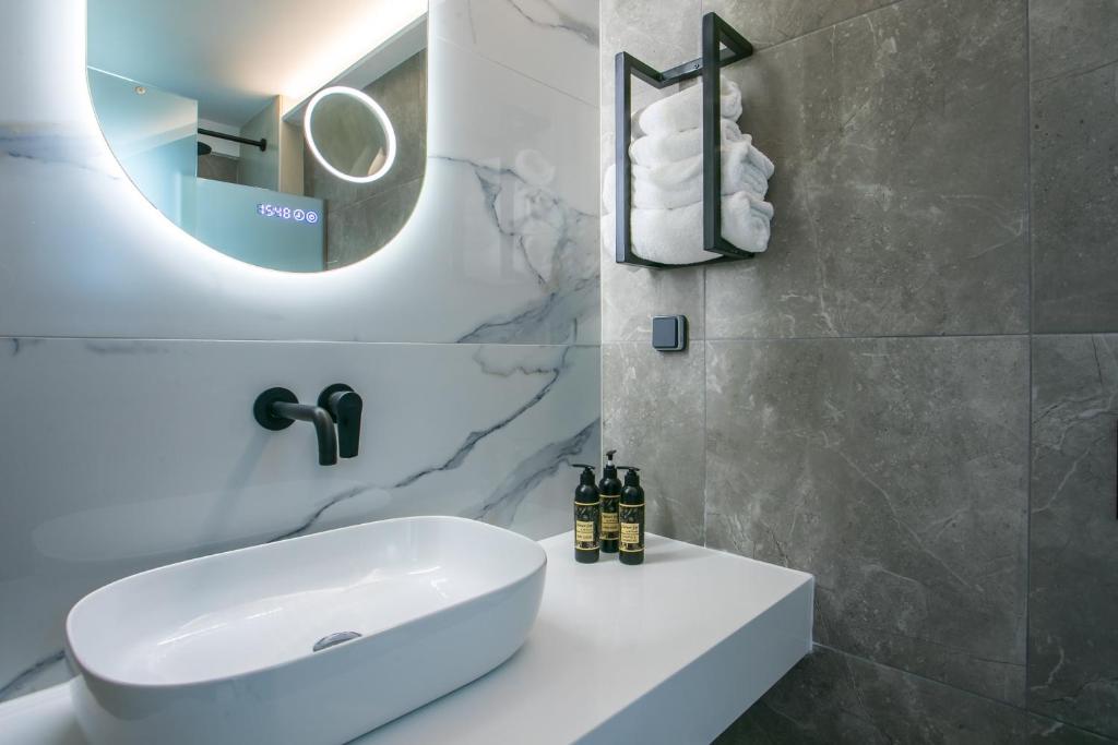 Anemone Premium Suites Faliraki - 7