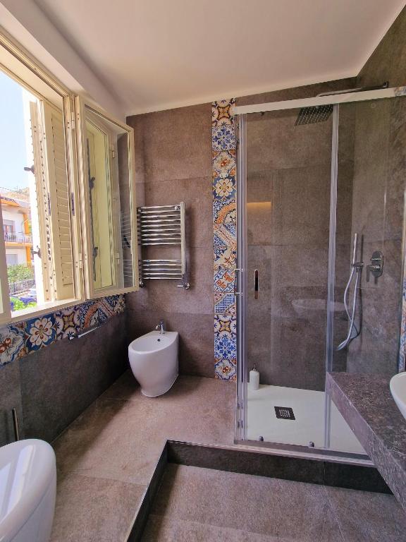 Koupelna v ubytování Mongibello Palace B&B