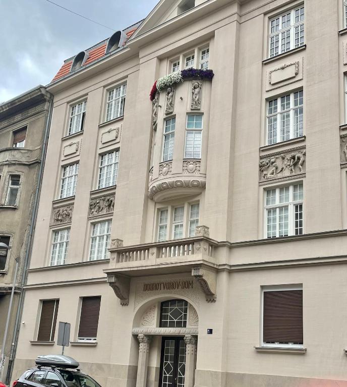 Studio Apartment Lubynski in center of Zagreb - 5