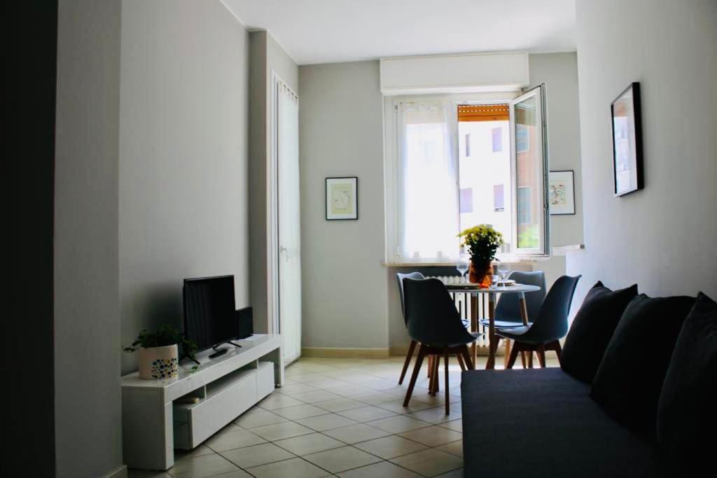 TV i/ili multimedijalni sistem u objektu Genny’s Home apartment