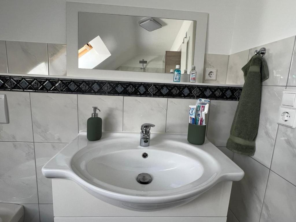 Koupelna v ubytování Ferienwohnung Zentral in Lörrach - KONUS Gästekarte inklusive