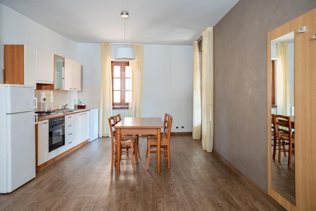Le Torri - Castiglione Falletto - Two-Bedroom Apartment - Annex