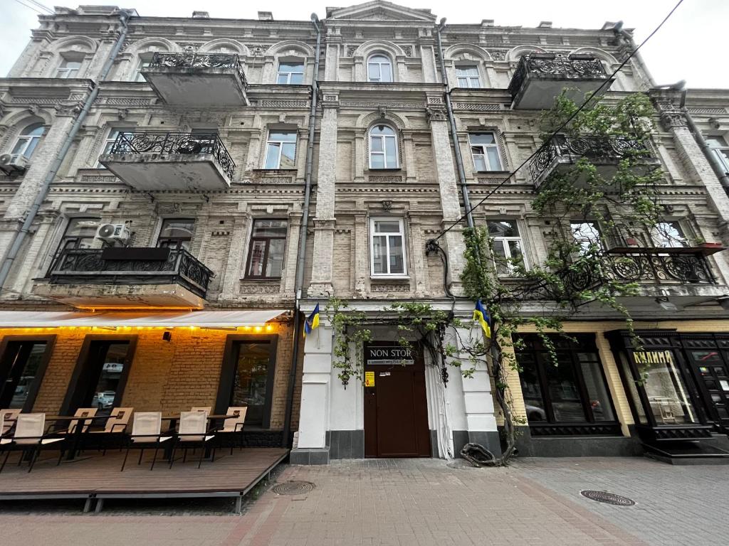 Budova, kde se hotel nachází