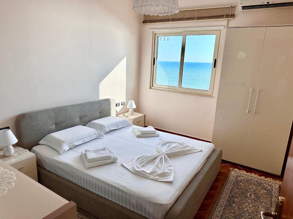 Summertime Luxury Apartment with amazing Sea View - Image 2
