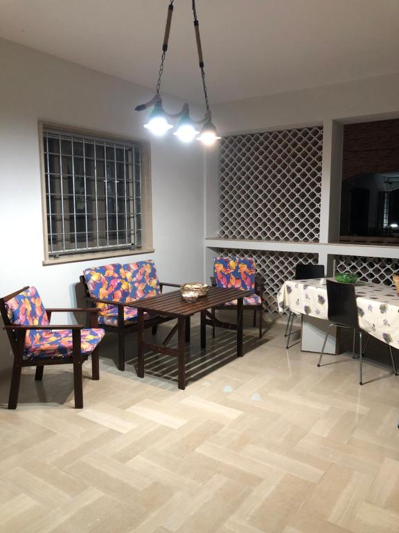 A seating area at Villa Enza - A 150 passi dal mare