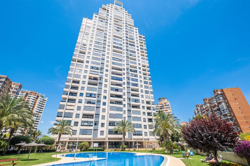 Bazén v ubytování Gemelos 26 Resort Apartment 9-C Levante Beach nebo v jeho okolí
