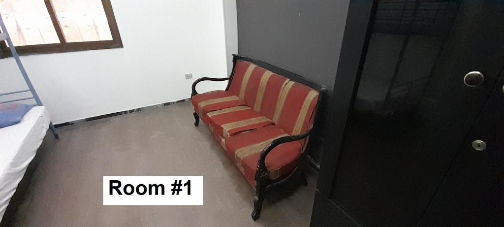 Fotografie z fotogalerie ubytování Rooms, shared apartment with a separate private entrance in Nasr City,Cairo,Egypt near the new Malaysian students building, the Abana, Al-Fajr Institute for teaching languages 15 min from Cairo International Airport, 25 min downtown and 40 min to pyramids v Káhiře