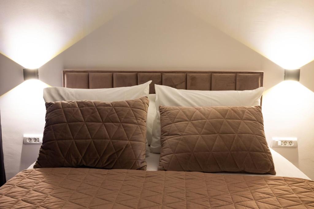 Posteľ alebo postele v izbe v ubytovaní Sunshine House Makarska with Free Beach Parking