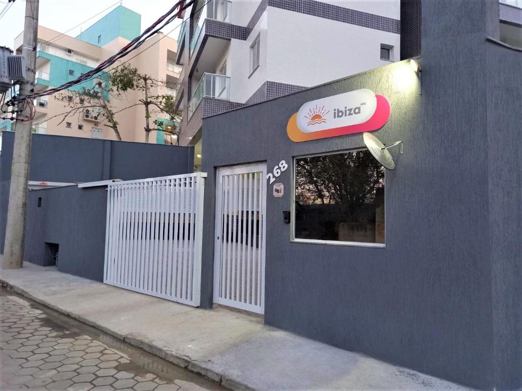 O edifício em que o apartamento se localiza