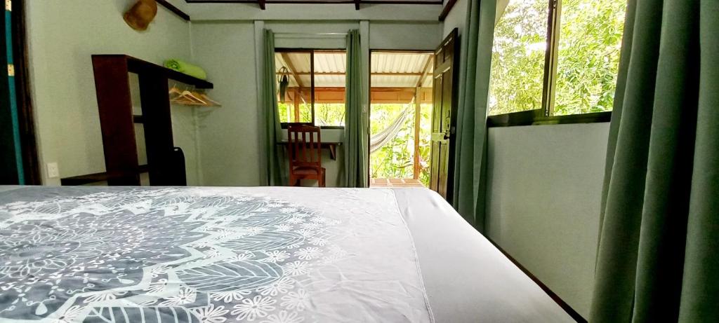 Cecropia Ecolodge - Deluxe King Room