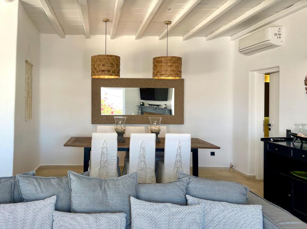 Część wypoczynkowa w obiekcie Villa Zen - MG Villas Mykonos