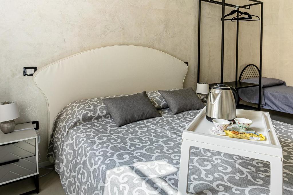 Flower Rooms Cagliari - 豪华双人间 - 带加床