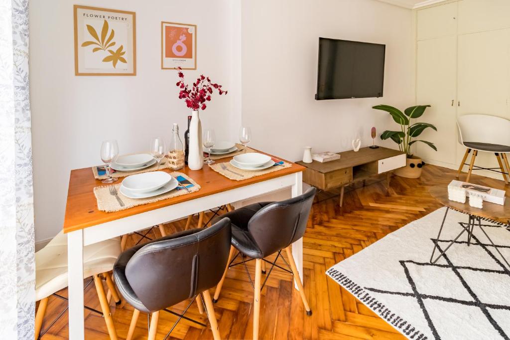 TV a/nebo společenská místnost v ubytování Moderno apartamento en pleno centro