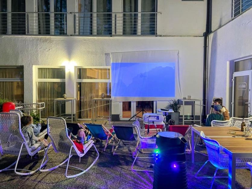 Večerní zábavní program pro hosty v ubytování Polana Łukęcin - Pobierowo