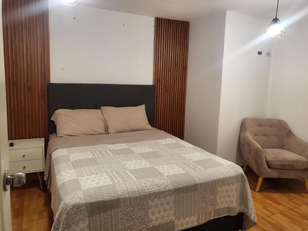 Postel nebo postele na pokoji v ubytování Home Blessed