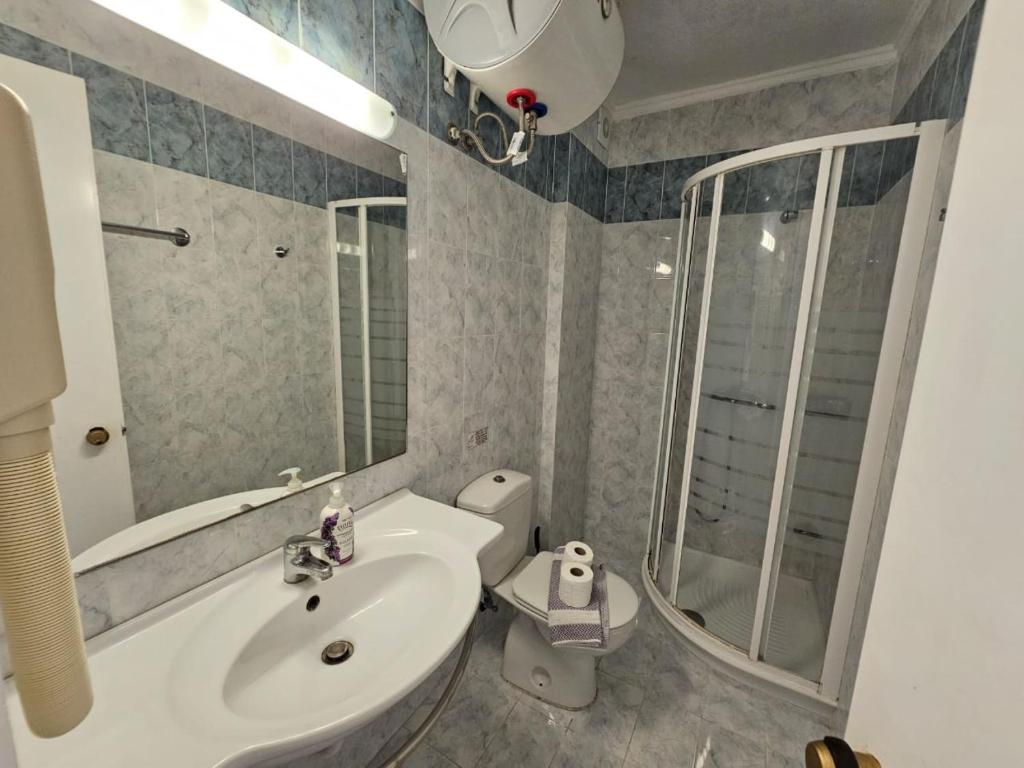 Łazienka w obiekcie Corfu Glyfada Apartment 45
