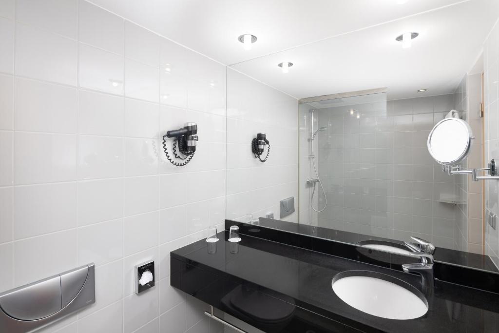 Koupelna v ubytování K+K Hotel Opera