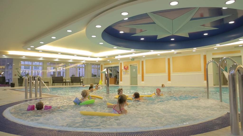 Ensana Hvezda - Imperiál - Neapol - Resim 10