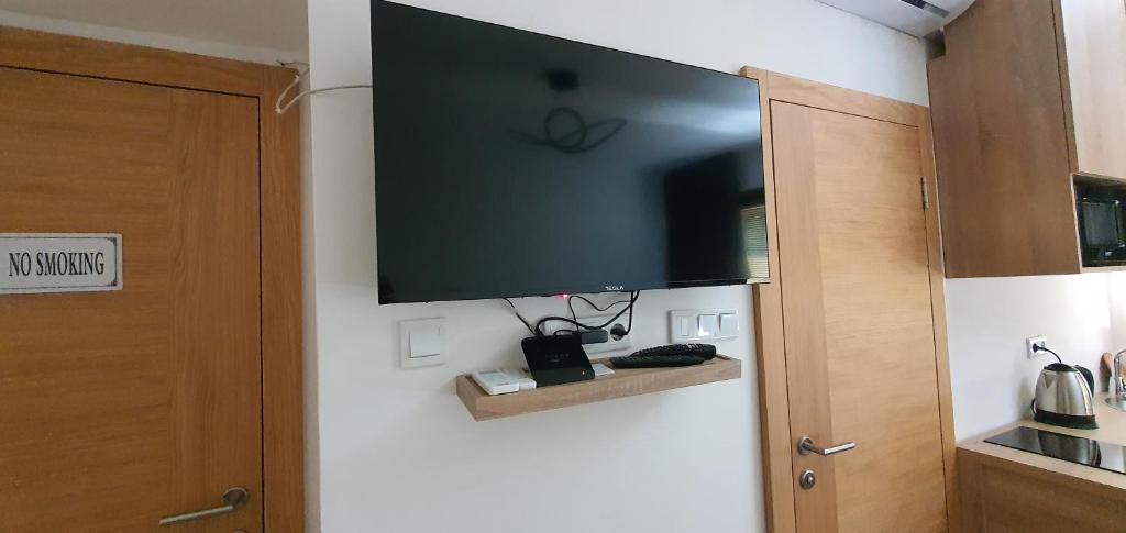 Kuchyň nebo kuchyňský kout v ubytování Studio DIVNA Sarajevo