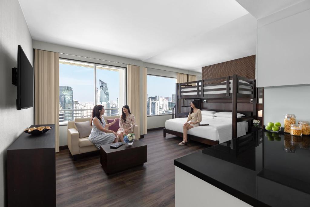 Marriott Executive Apartments - Sukhumvit Park, Bangkok - Студия Bunks Studio, 1 King Bunk, City View