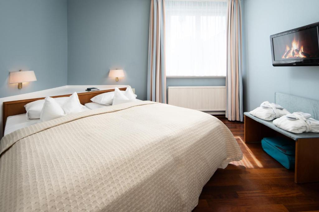 
Penthouse Suite with Balcony
