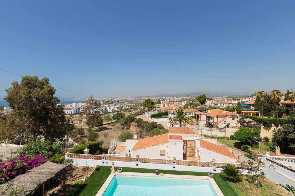 Fotografie z fotogalerie ubytování Villa María con Piscina playa y vistas v destinaci Caleta De Velez