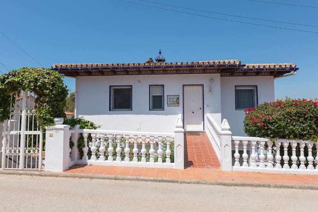 Fotografie z fotogalerie ubytování Villa María con Piscina playa y vistas v destinaci Caleta De Velez