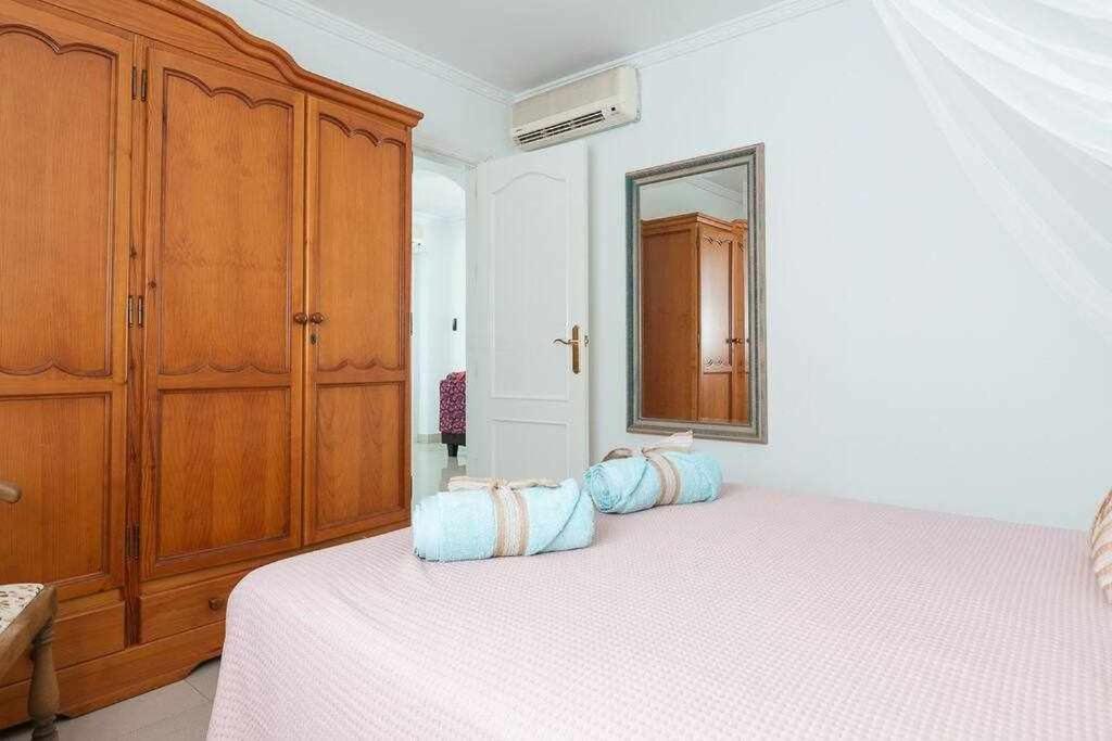 Fotografie z fotogalerie ubytování Villa María con Piscina playa y vistas v destinaci Caleta De Velez