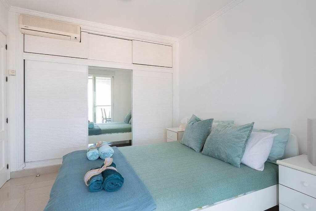 Fotografie z fotogalerie ubytování Villa María con Piscina playa y vistas v destinaci Caleta De Velez