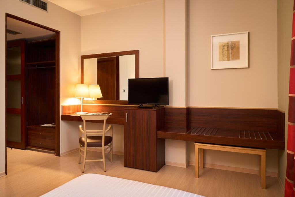 Delfina Palace Hotel - 17