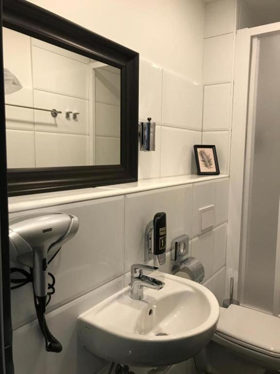 Room's by Sleephotels - Resim 15