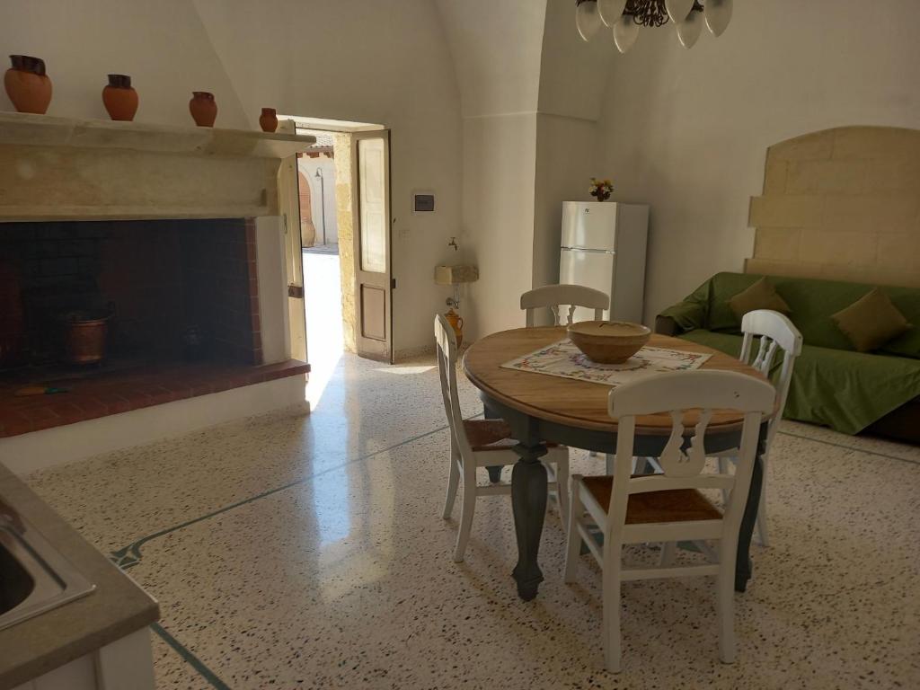 Posezení v ubytování masseria Carlini