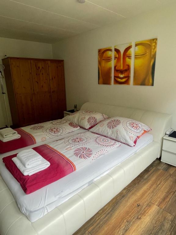 Postel nebo postele na pokoji v ubytování Haus St. Martin