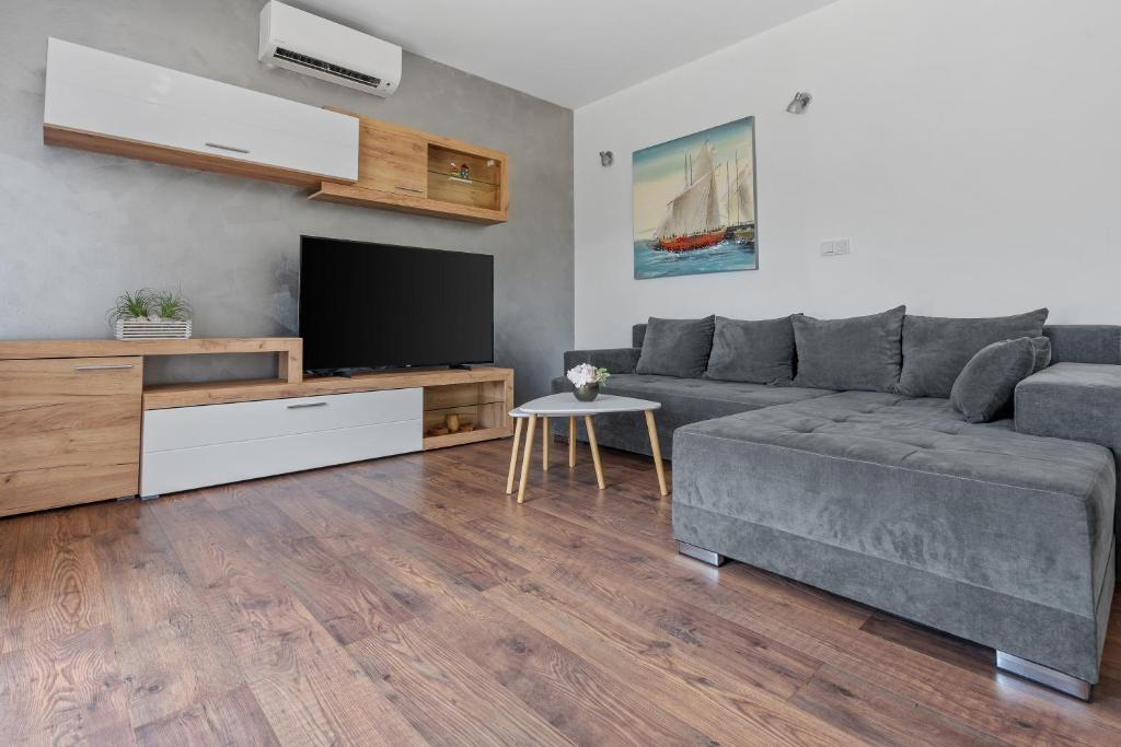 Posedenie v ubytovaní Apartment Campo Verde with a private pool