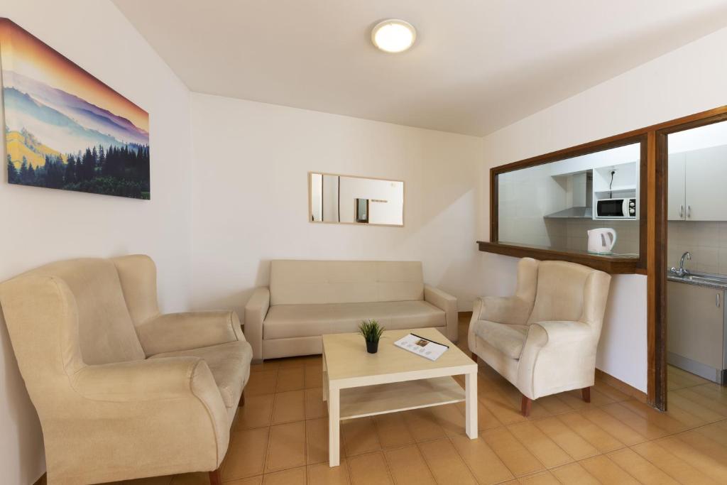 Posezení v ubytování La Solana Apartaments & Spa