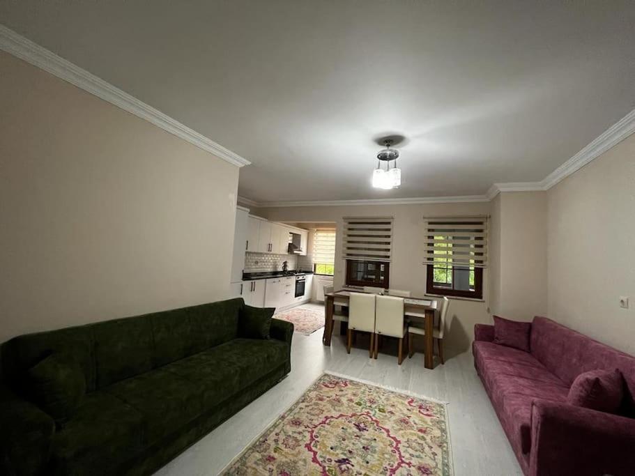 Uzungöl اوزنغول شقة كبيرة لها اطلالة نهر