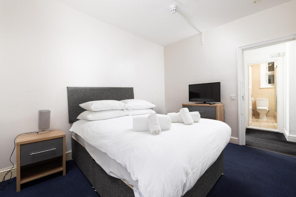 Charmstay Shepherds Bush, آژانس هواپیمایی آسمان سپید